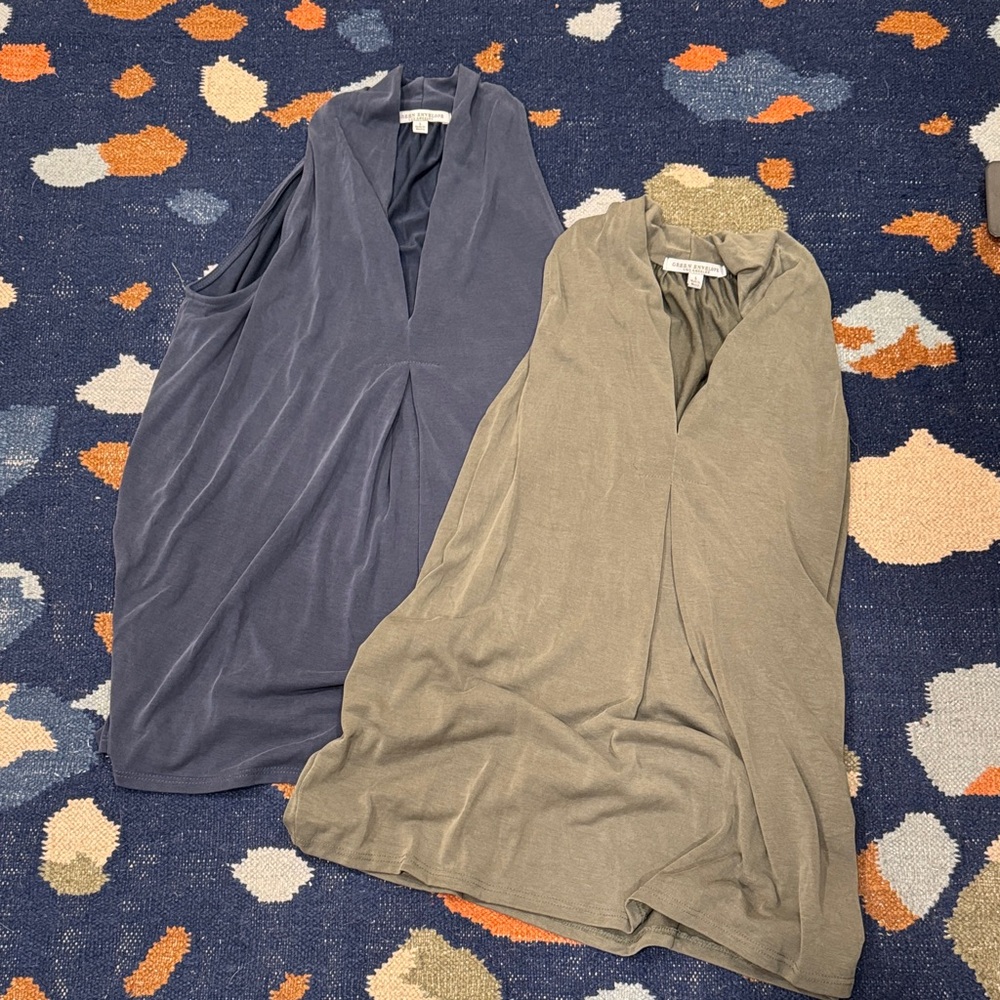 Green Envelope Sleeveless Draped Tops in Blue and Green